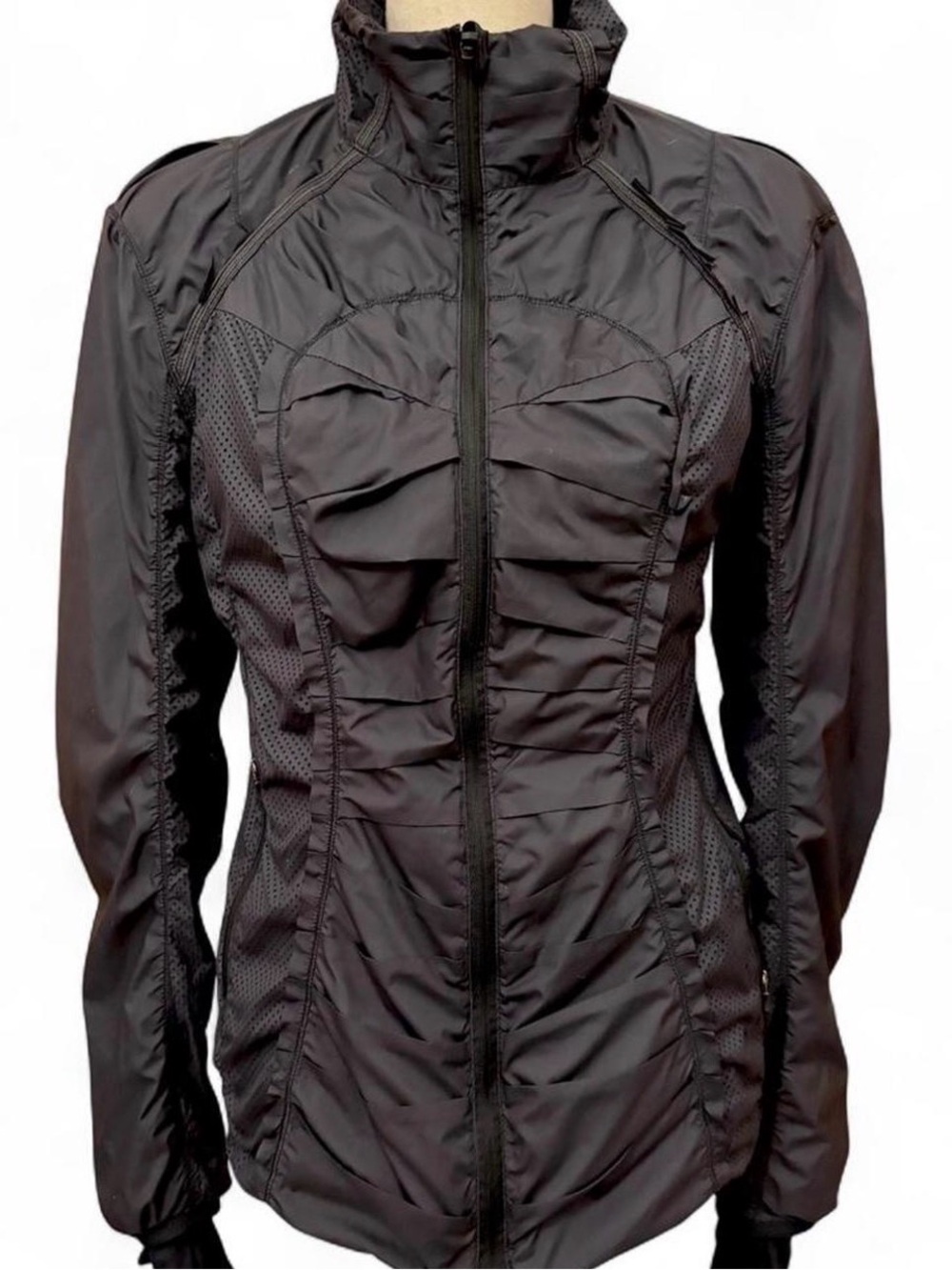 Lululemon Run Take Flight jacket